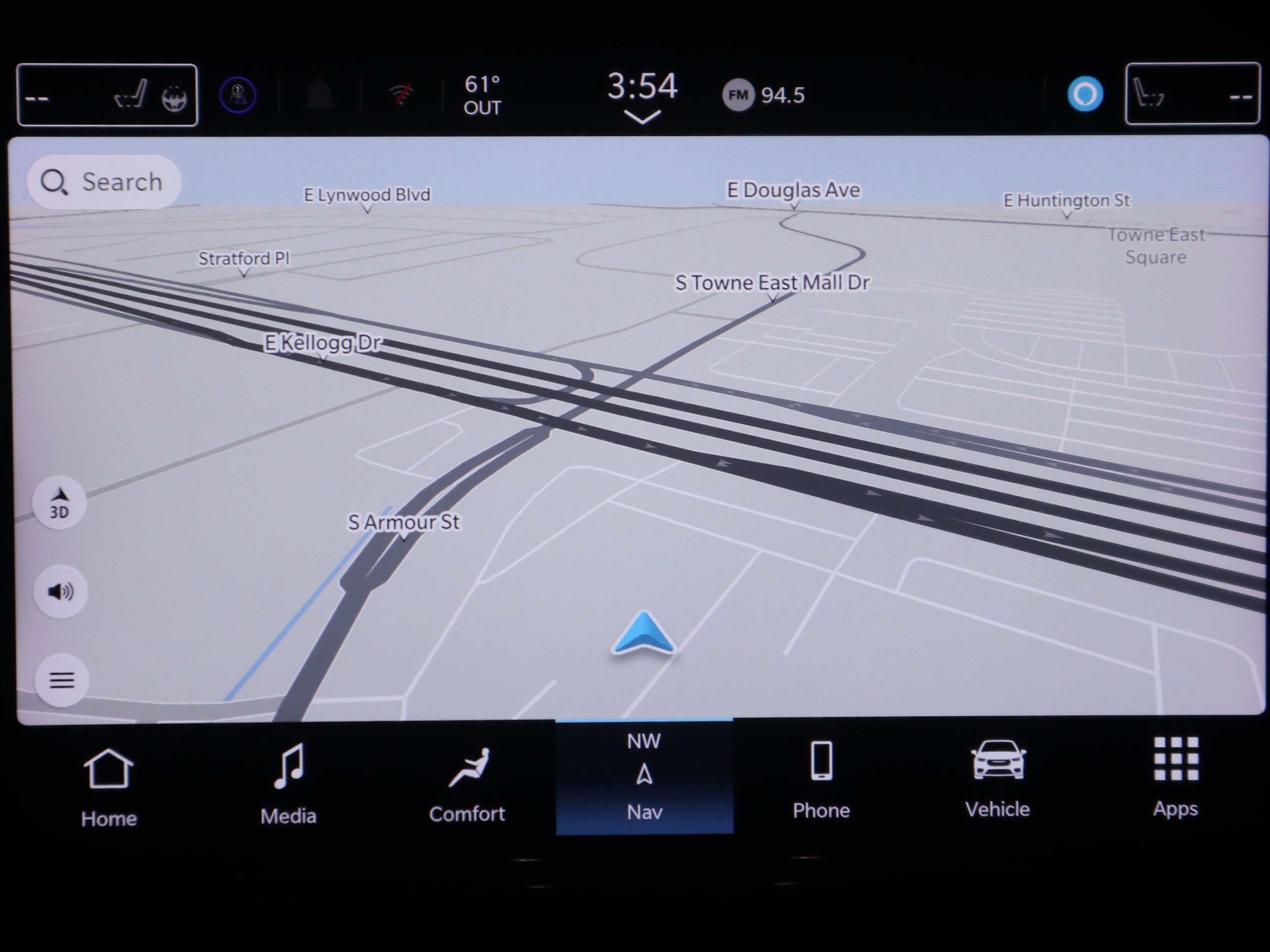 Used 2025 Chrysler Pacifica Limited image 25
