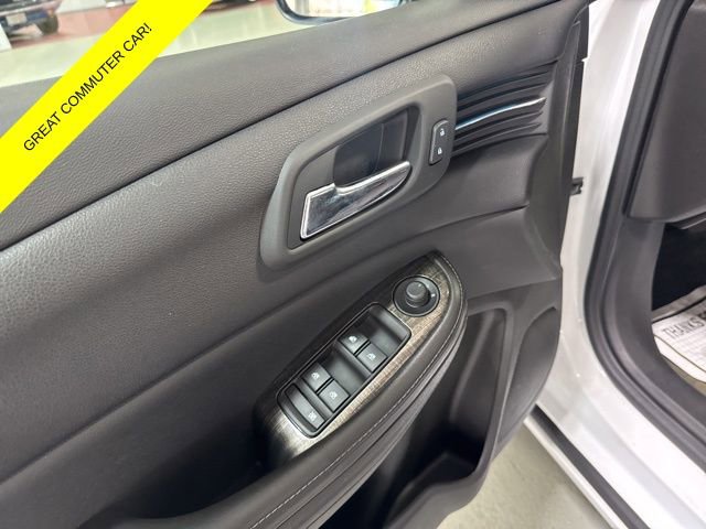 Used 2016 Chevrolet Malibu LT w/ Power Convenience Package FWD image 13