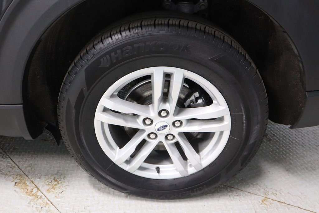 Certified 2022 Ford Explorer XLT w/ Equipment Group 202A image 20