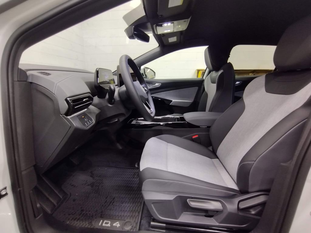 New 2026 Volkswagen ID.4 Pro image 17