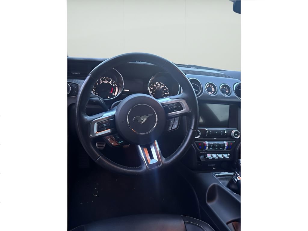 Used 2017 Ford Mustang GT Premium w/ GT Performance Package RWD image 8