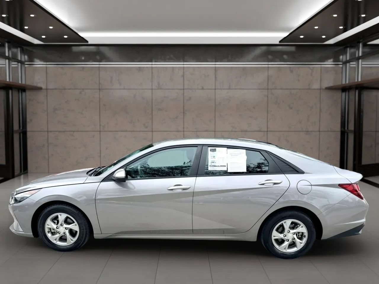 Used 2023 Hyundai Elantra SE FWD image 6