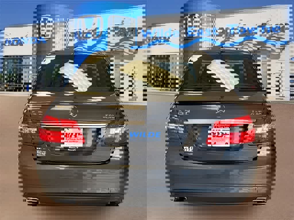 Used 2012 Mercedes-Benz E 350 4MATIC Sedan image 7