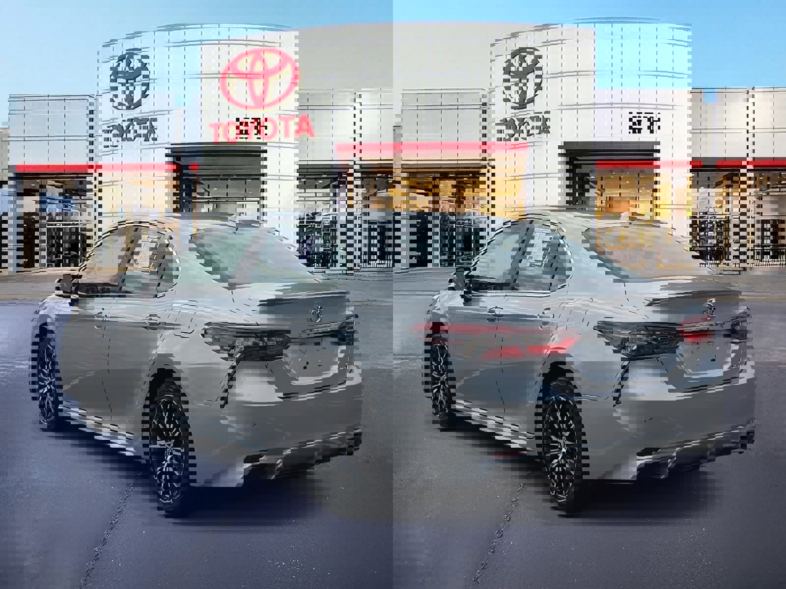 Used 2024 Toyota Camry SE image 7