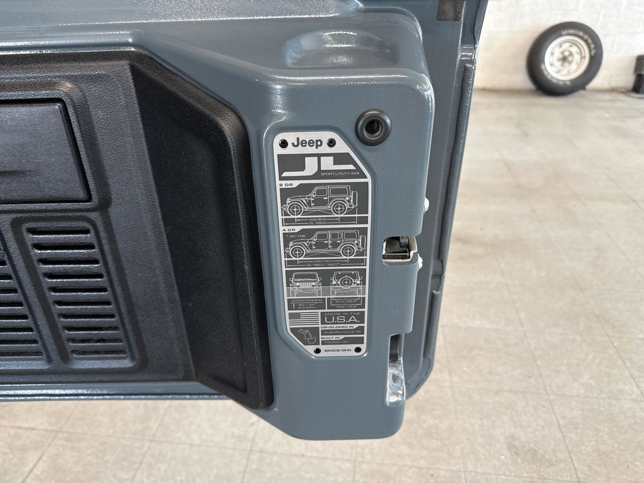 Used 2024 Jeep Wrangler Unlimited image 50