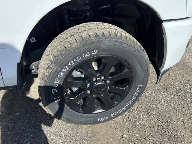 New 2026 RAM 3500 Big Horn AWD/4WD image 33