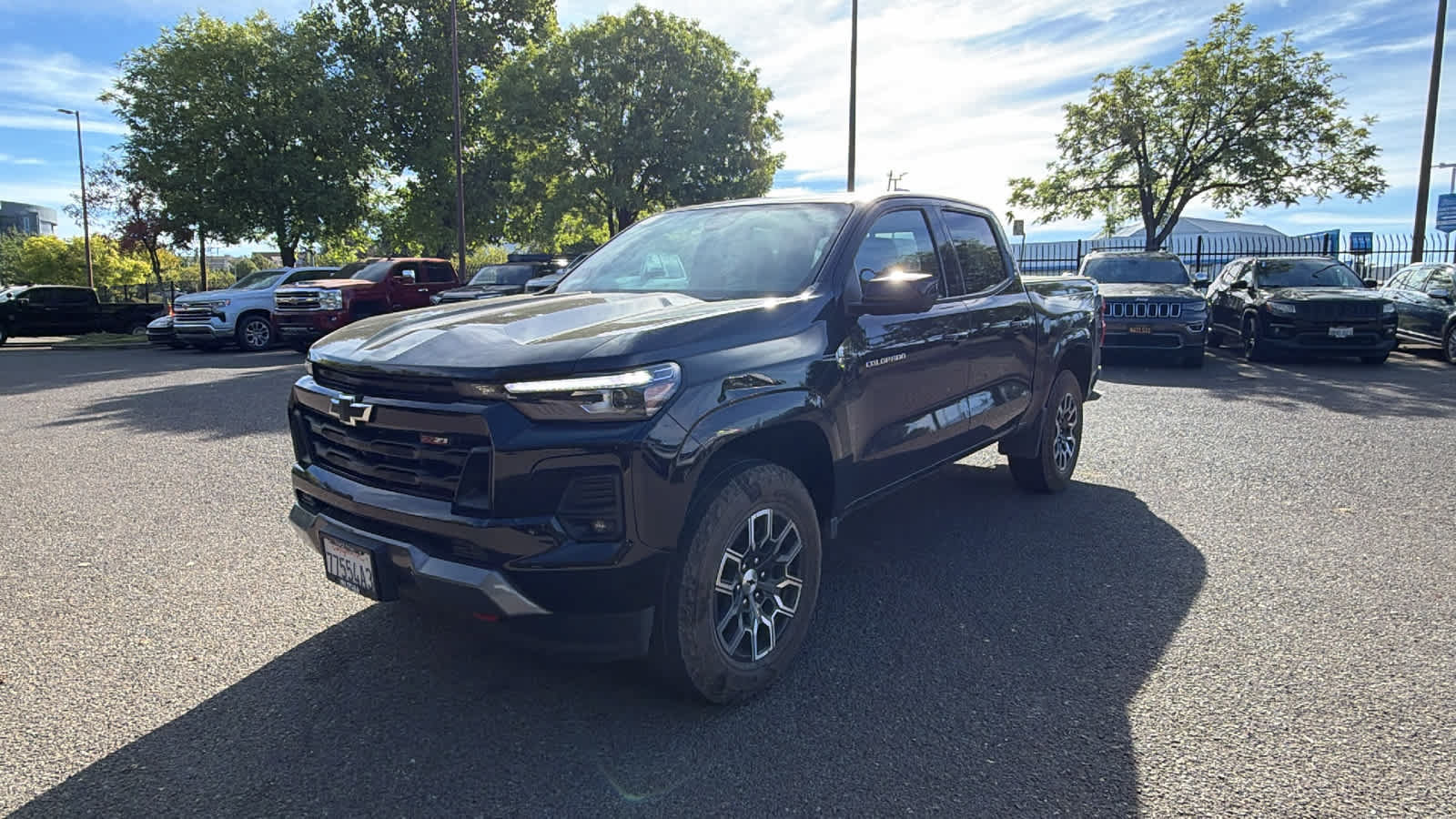 Used 2023 Chevrolet Colorado Z71 w/ Z71 Convenience Package 2