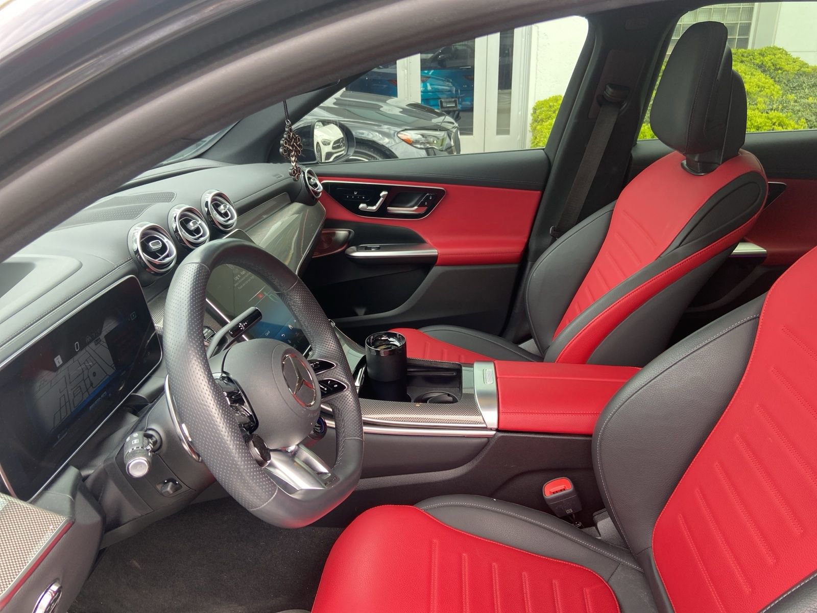 Used 2024 Mercedes-Benz GLC 43 AMG 4MATIC image 5