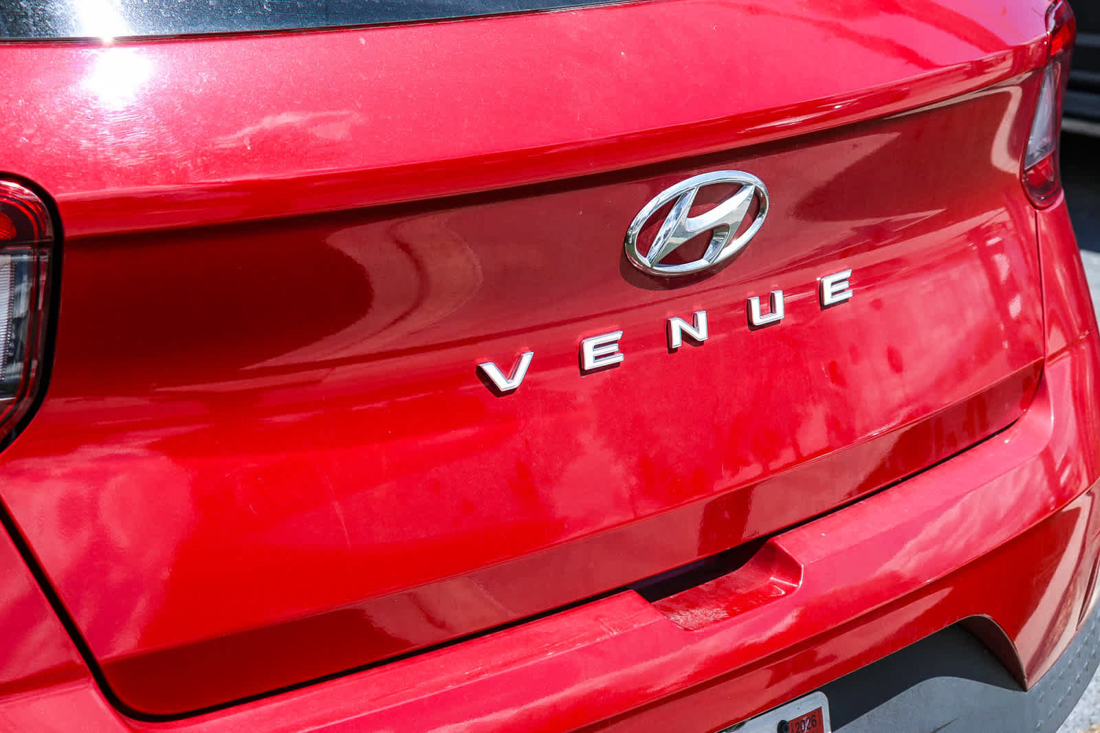 Used 2023 Hyundai Venue SEL image 8