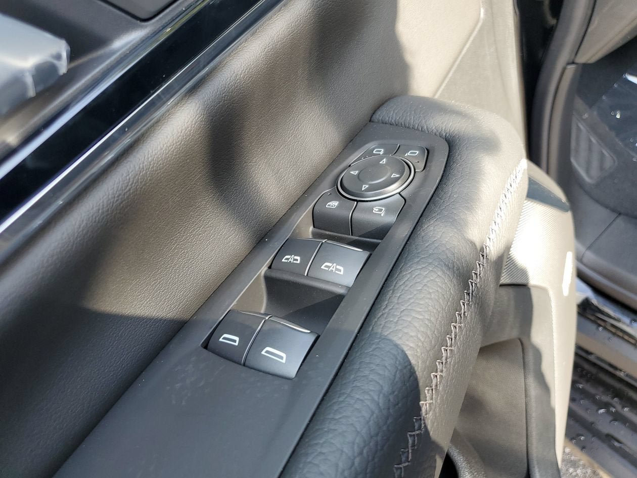 New 2026 GMC Yukon XL Denali RWD image 18