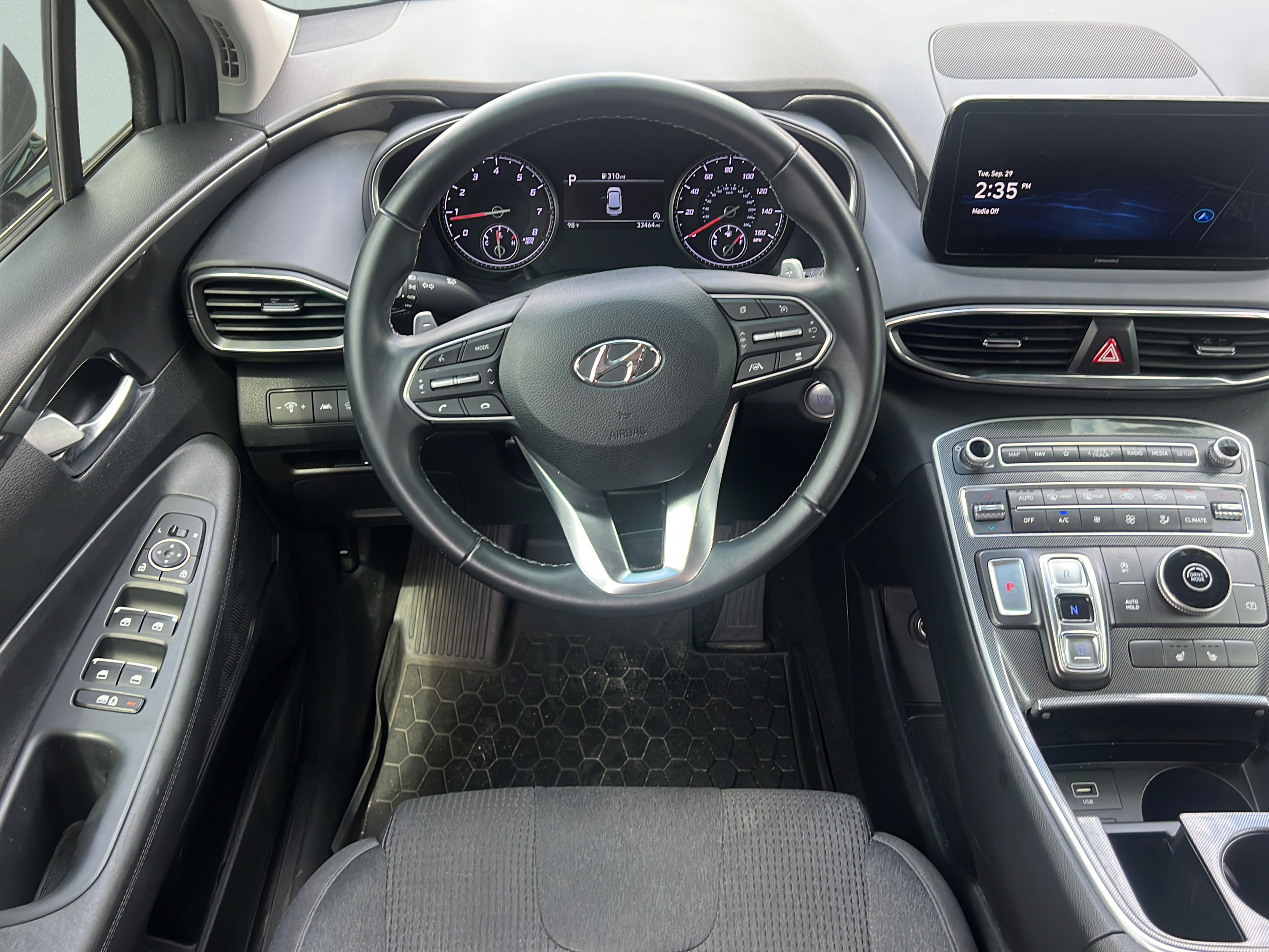 Used 2023 Hyundai Santa Fe SEL FWD image 12