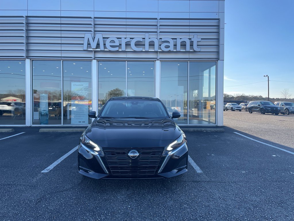 Certified 2024 Nissan Altima 2.5 SV image 3