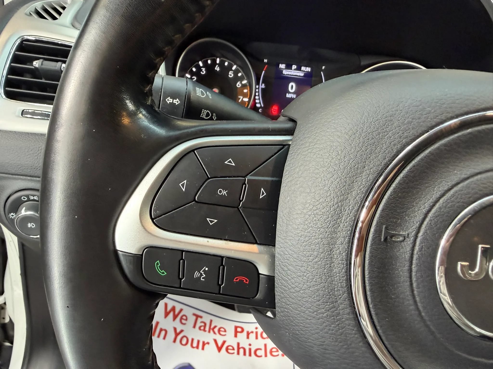 Used 2019 Jeep Compass Latitude w/ Cold Weather Group AWD/4WD image 19
