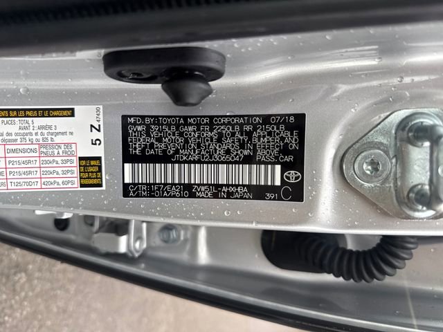 Used 2018 Toyota Prius Three Touring FWD image 28