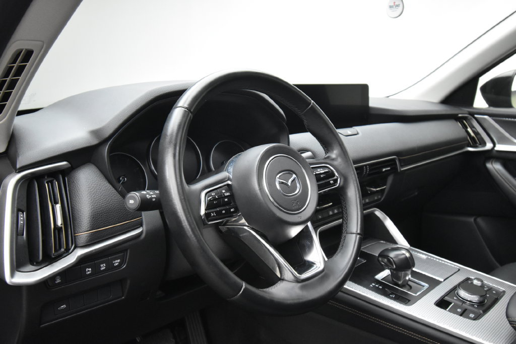 Used 2025 MAZDA CX-90 3.3 Turbo w/ Preferred Package AWD/4WD image 12