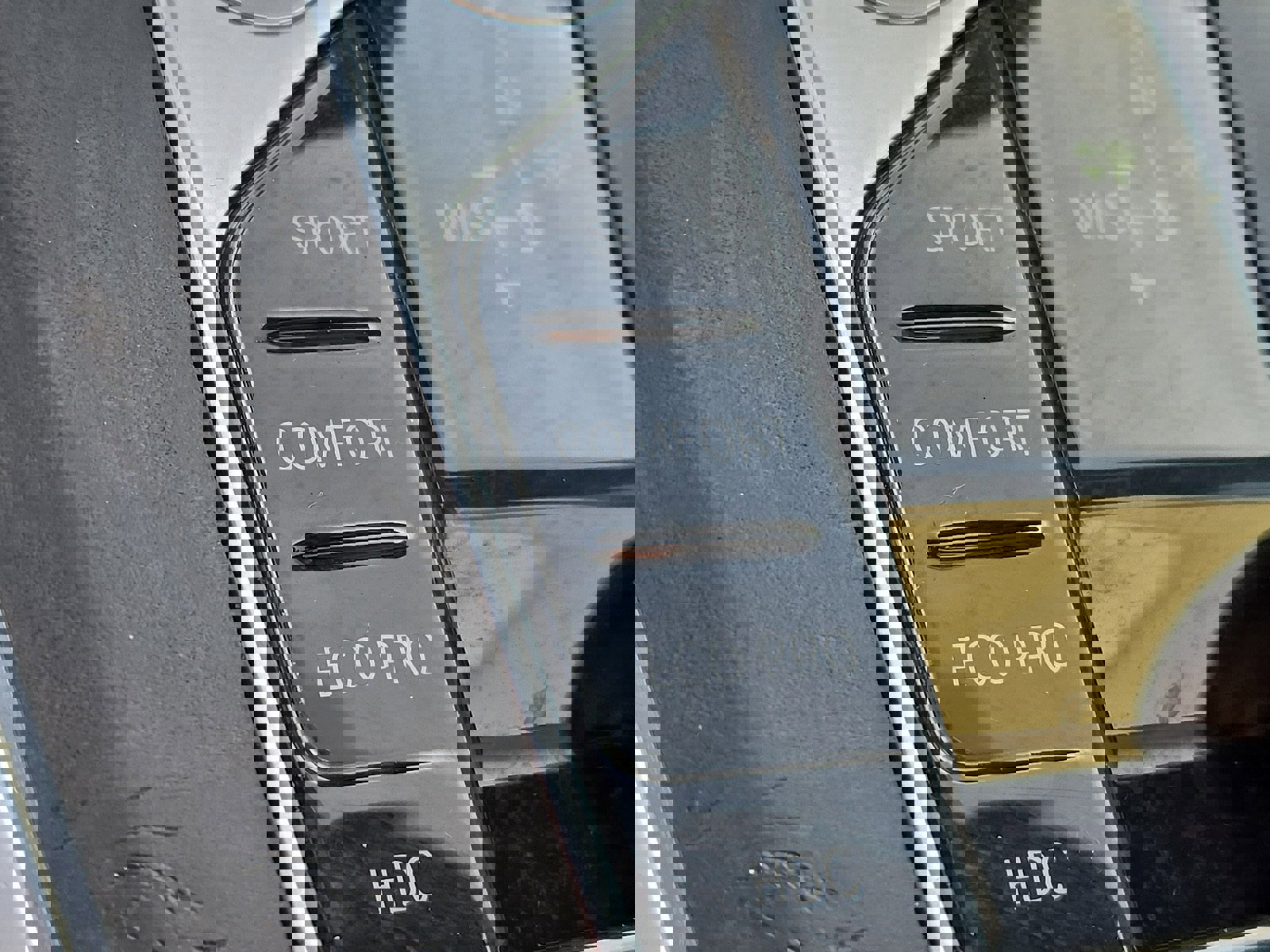 Used 2022 BMW X5 xDrive40i w/ Premium Package image 25