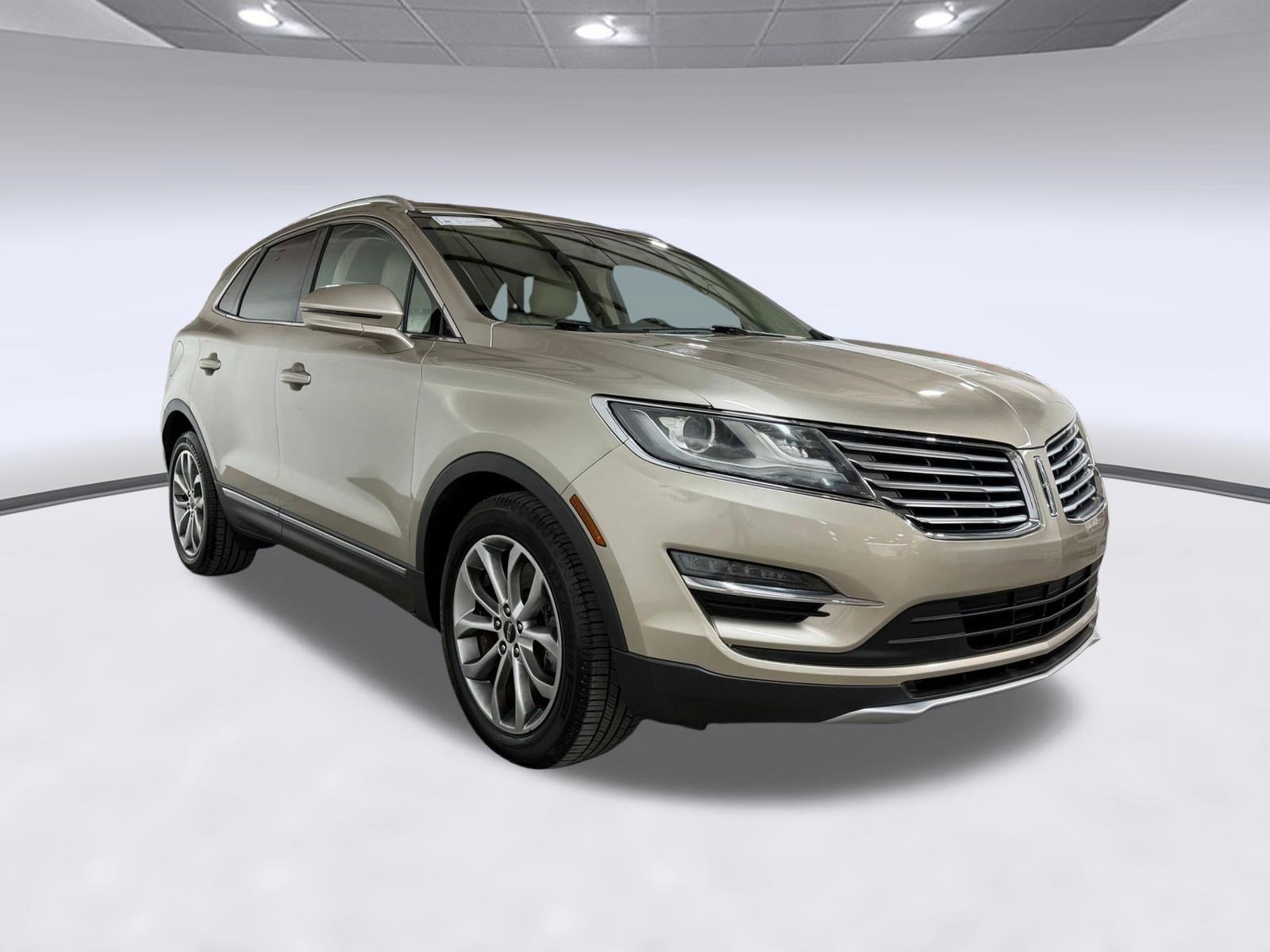 Used 2015 Lincoln MKC FWD w/ Equipment Group 101A Select image 20