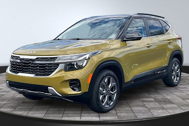 Certified 2024 Kia Seltos S AWD/4WD image 1