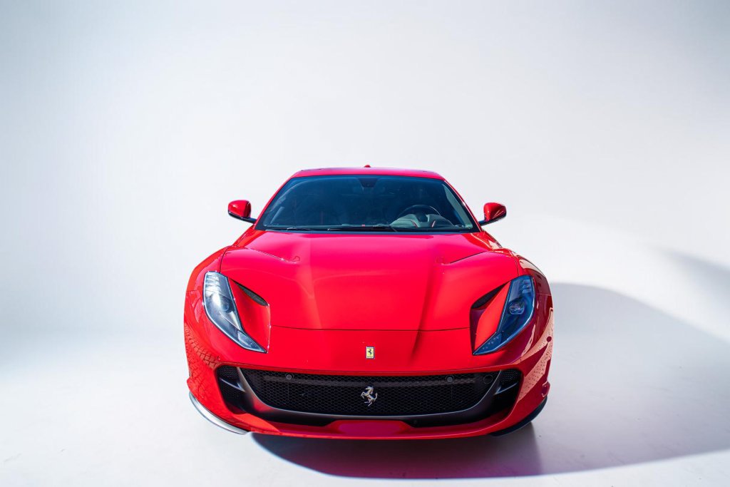 Certified 2018 Ferrari 812 Superfast RWD image 15