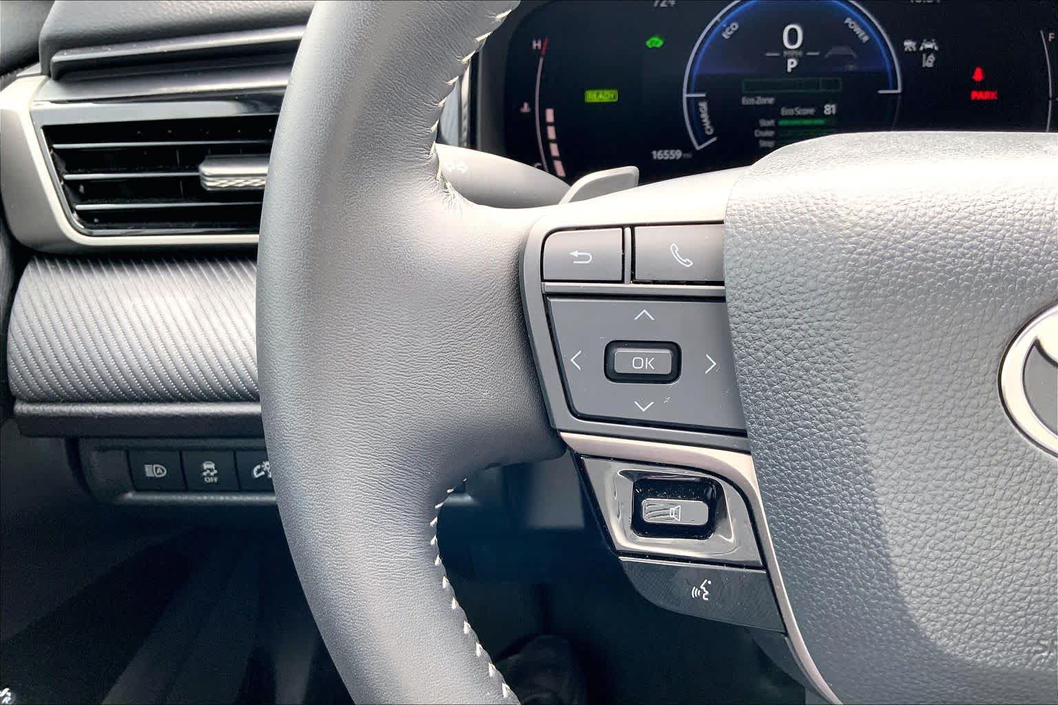 Certified 2025 Toyota Camry SE w/ Convenience Package FWD image 23