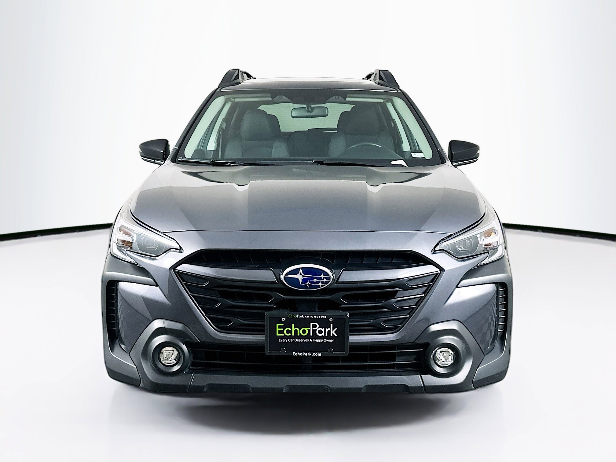 Used 2025 Subaru Outback Premium image 2