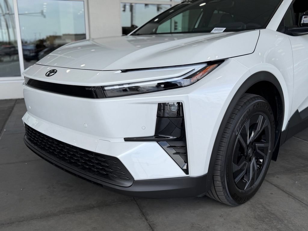 New 2026 Toyota C-HR AWD/4WD image 3