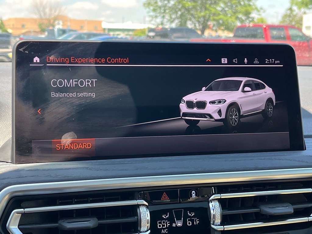 Certified 2025 BMW X4 xDrive30i w/ Premium Package AWD/4WD image 81