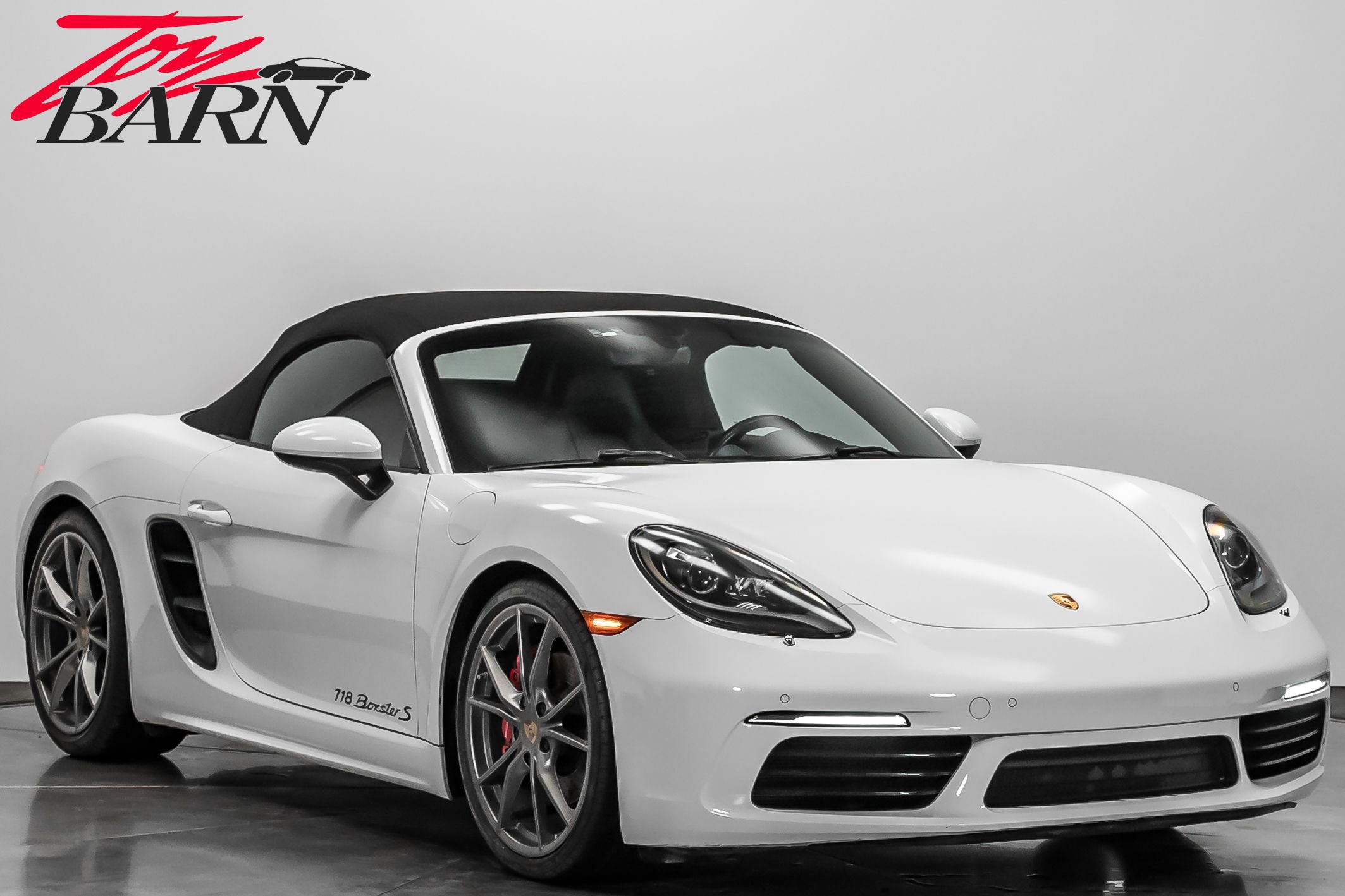 Used 2017 Porsche 718 Boxster S image 15