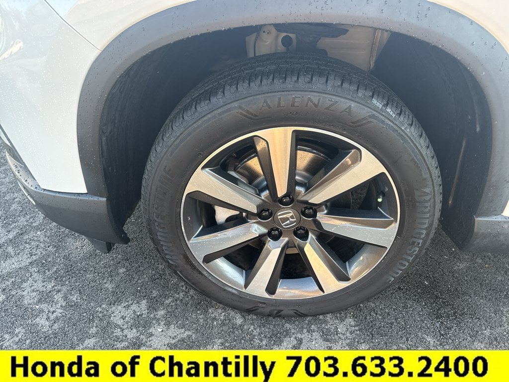 Certified 2025 Honda Pilot Touring image 29