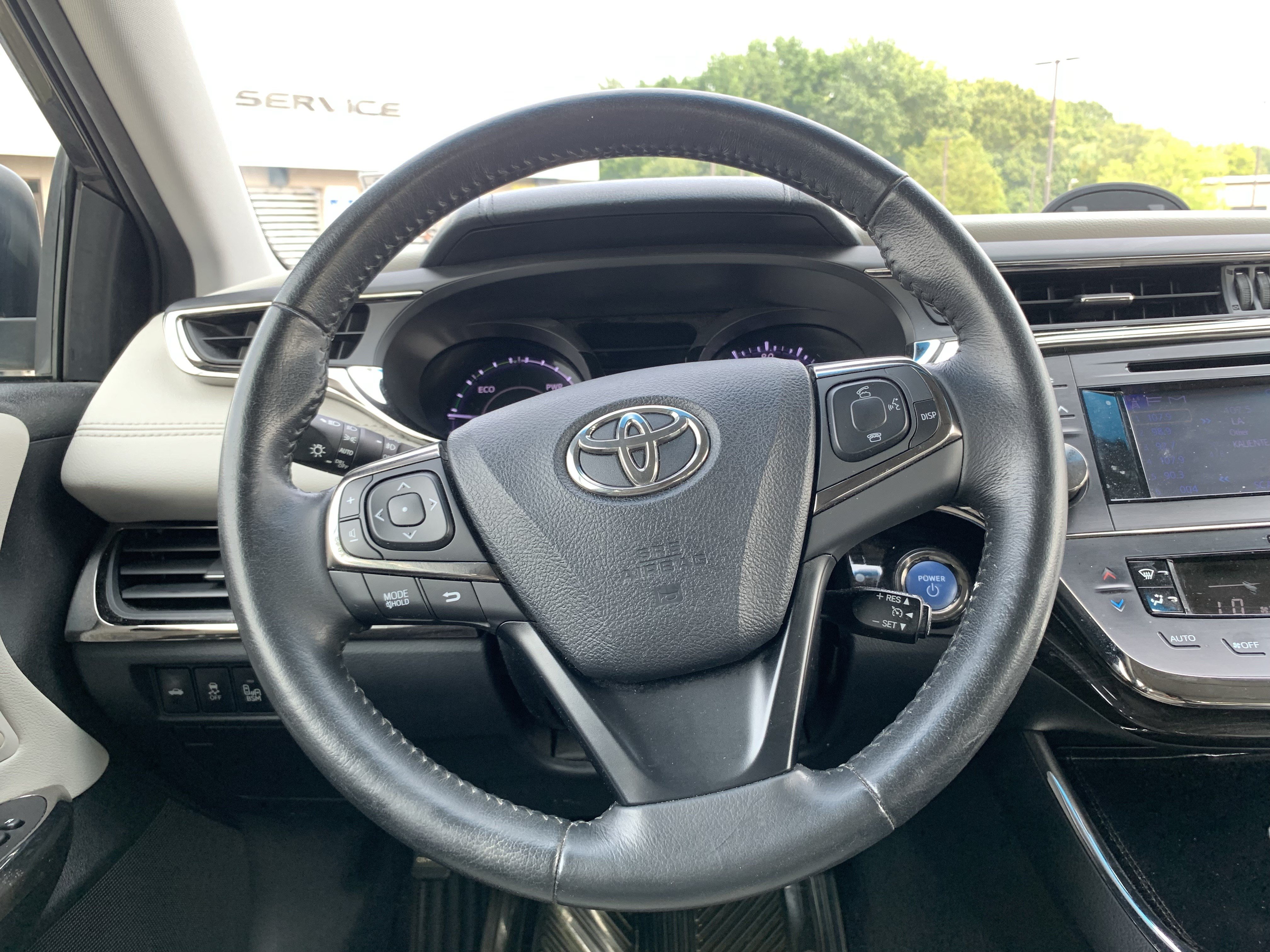 Used 2013 Toyota Avalon XLE Touring FWD image 14
