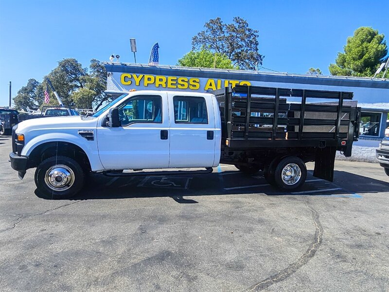 Used 2009 Ford F350 4x4 Crew Cab DRW Super Duty image 2
