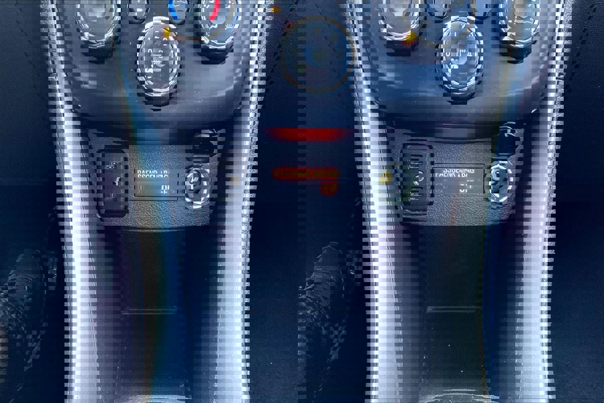 Used 2019 Chevrolet Trax LT w/ Redline Edition image 31