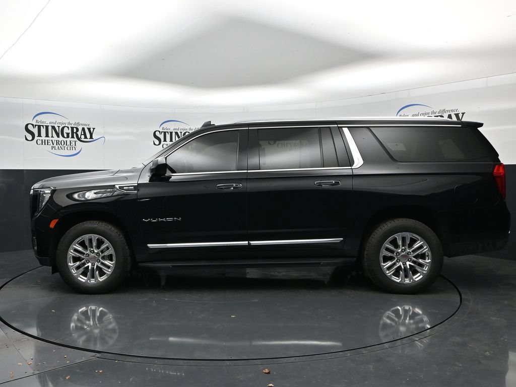 Used 2021 GMC Yukon XL SLT w/ Rear Media and Nav Package AWD/4WD image 4