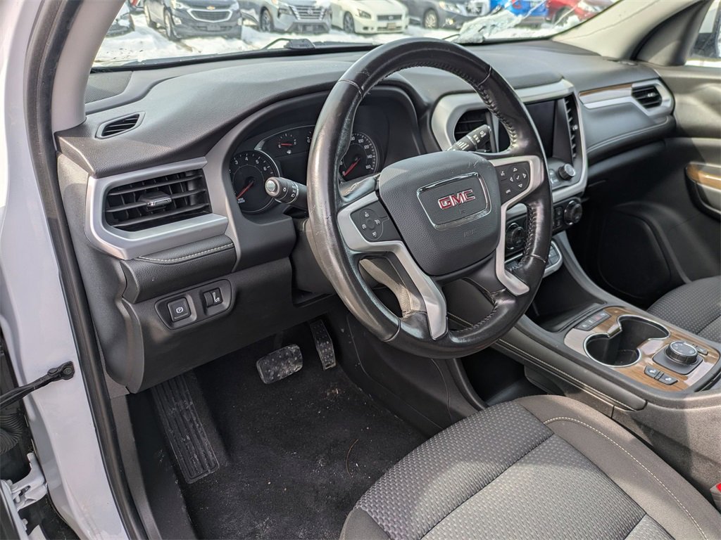 Used 2020 GMC Acadia SLE w/ Driver Convenience Package image 15