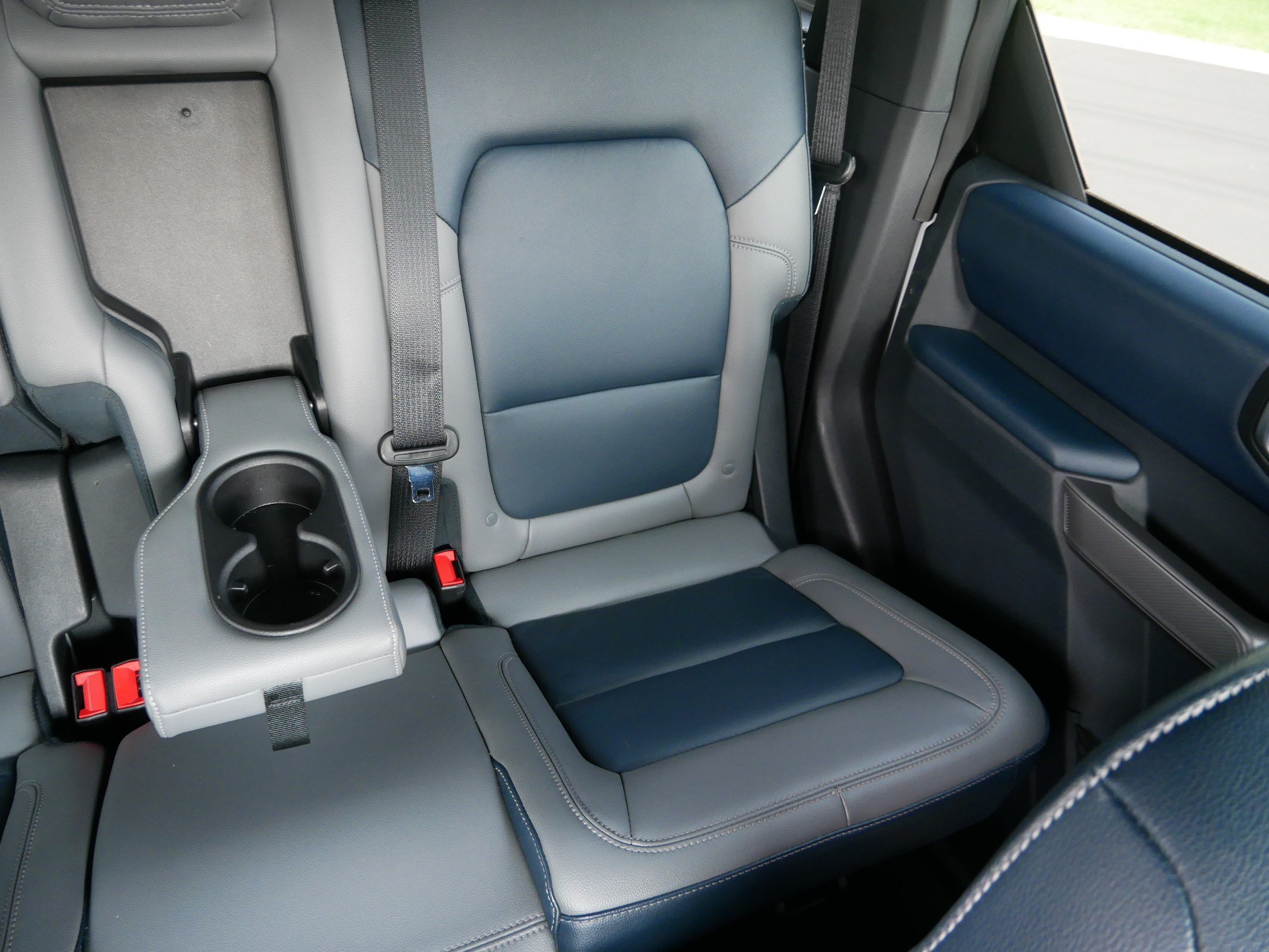 Used 2023 Ford Bronco Outer Banks AWD/4WD image 12