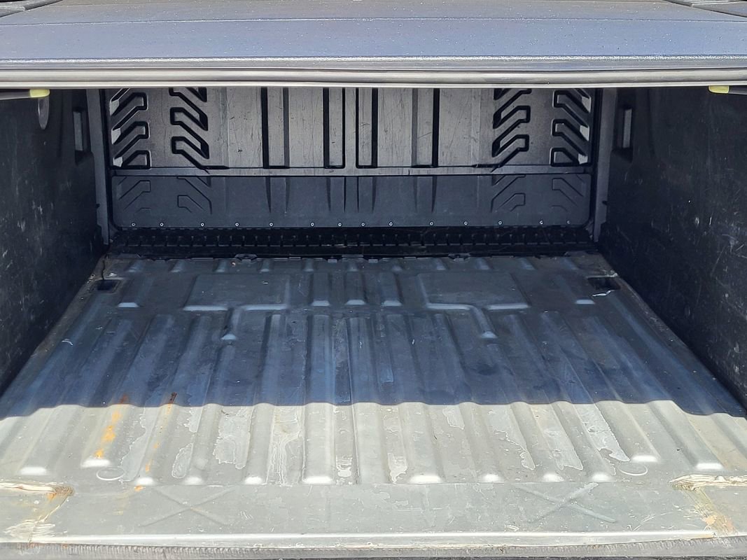 Used 2012 Chevrolet Avalanche LT w/ Suspension Package, Off-Road image 33