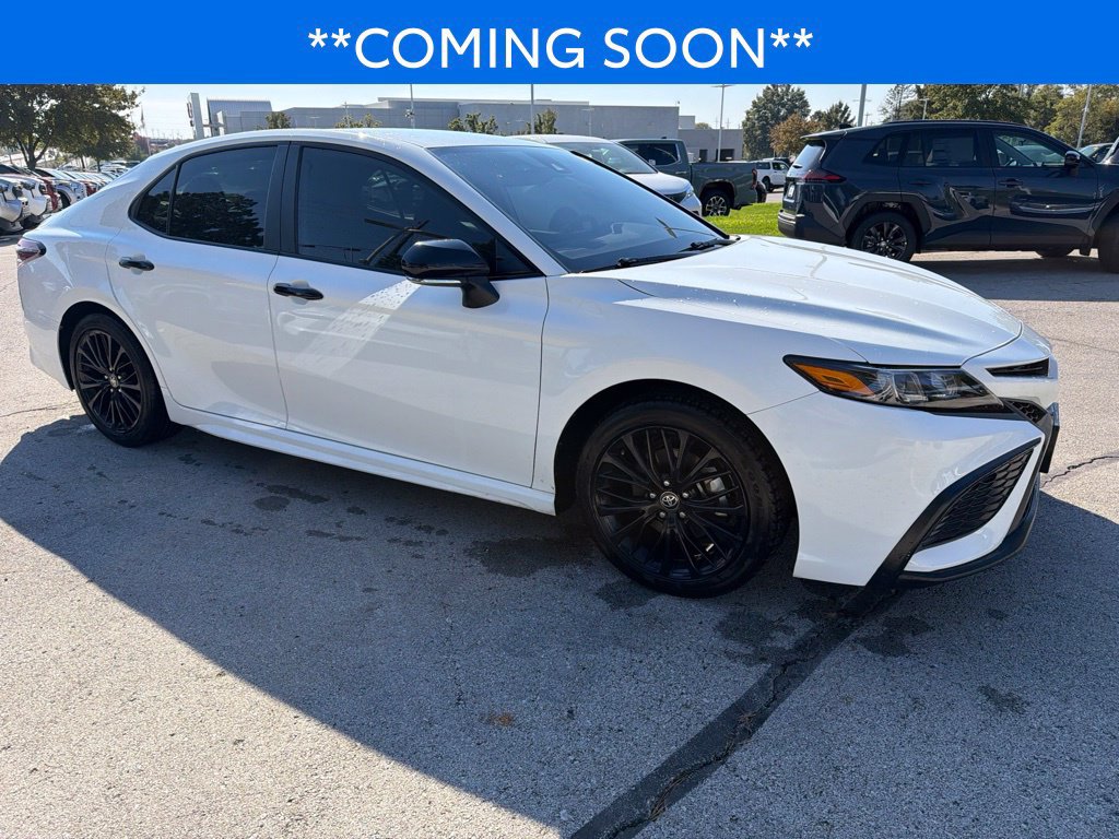 Used 2022 Toyota Camry SE AWD/4WD image 4