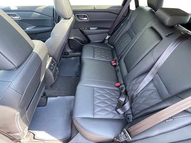 New 2026 Nissan Rogue Platinum AWD/4WD image 24