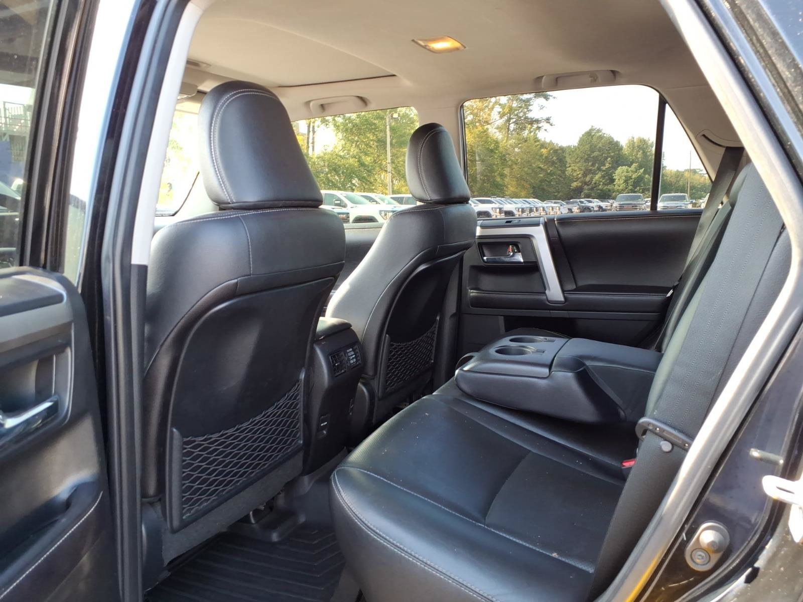 Used 2016 Toyota 4Runner Limited AWD/4WD image 23