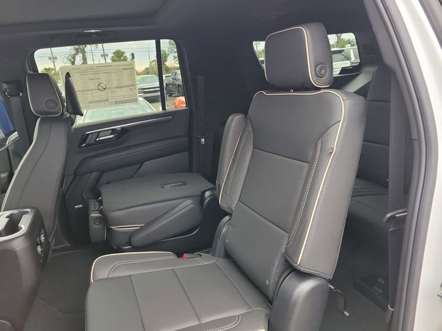 New 2025 Chevrolet Suburban Premier image 9