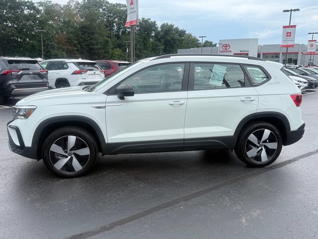Used 2024 Volkswagen Taos S AWD/4WD image 3