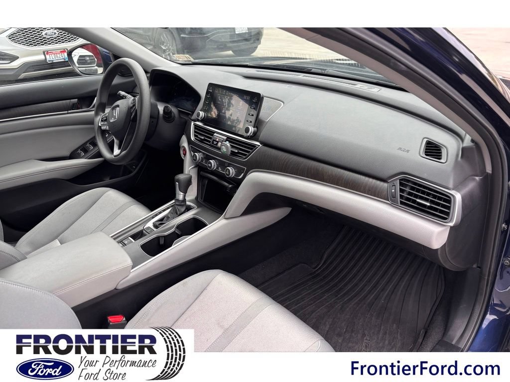 Used 2020 Honda Accord EX image 16
