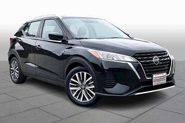 Certified 2021 Nissan Kicks SV image 2