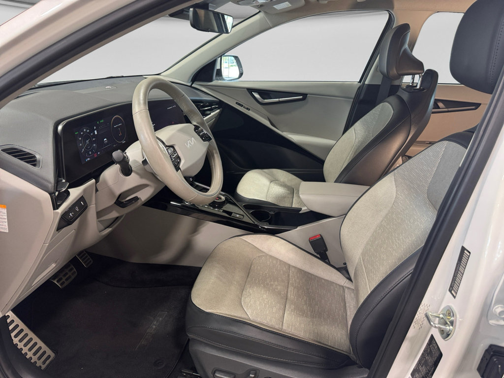 Used 2023 Kia Niro Wave FWD image 17