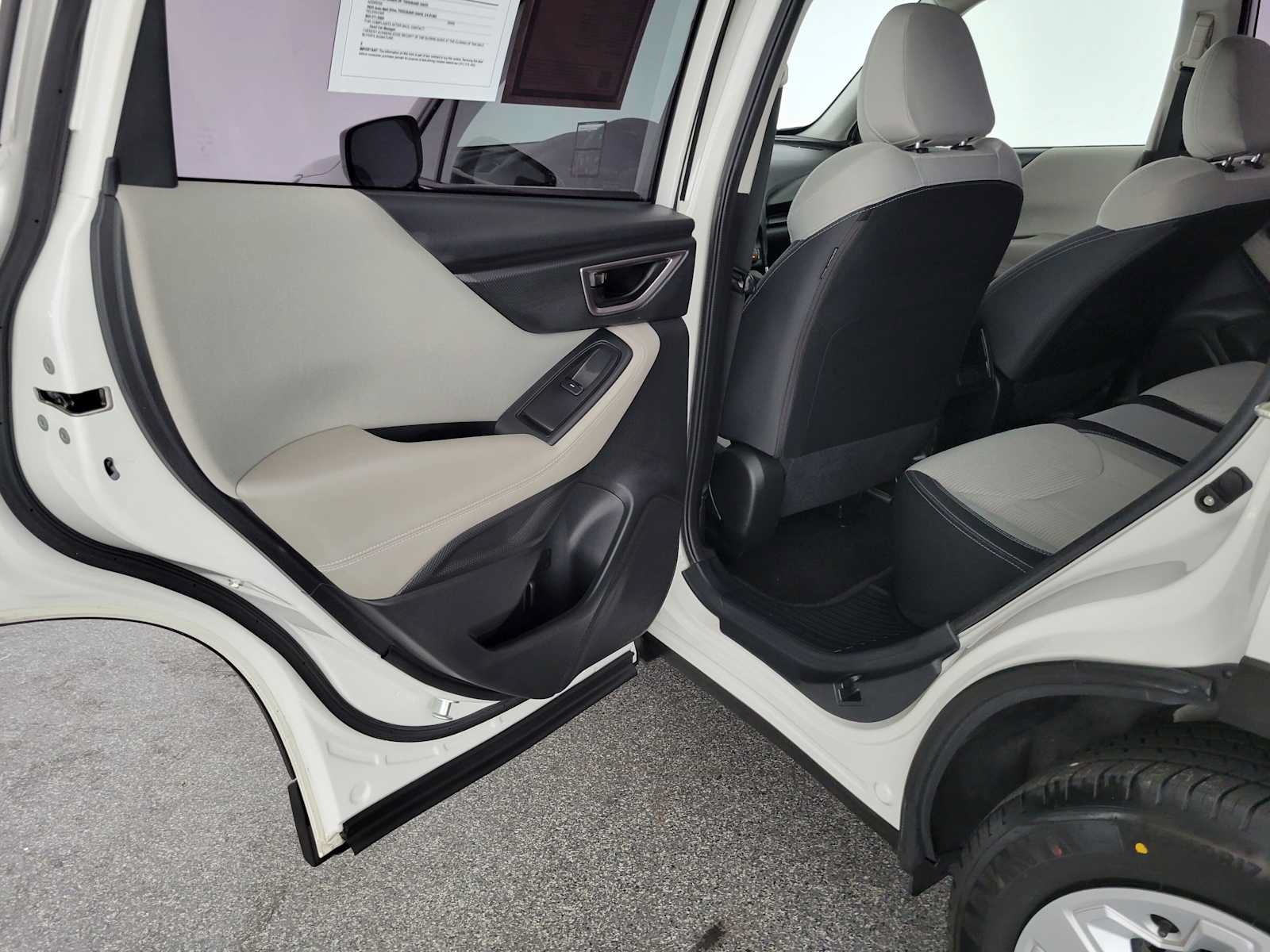 Used 2022 Subaru Forester AWD/4WD image 15