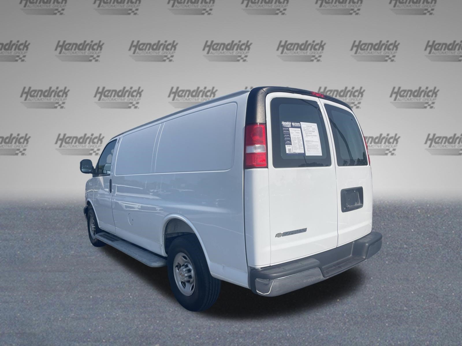 Used 2025 Chevrolet Express 2500 w/ Driver Convenience Package RWD image 8