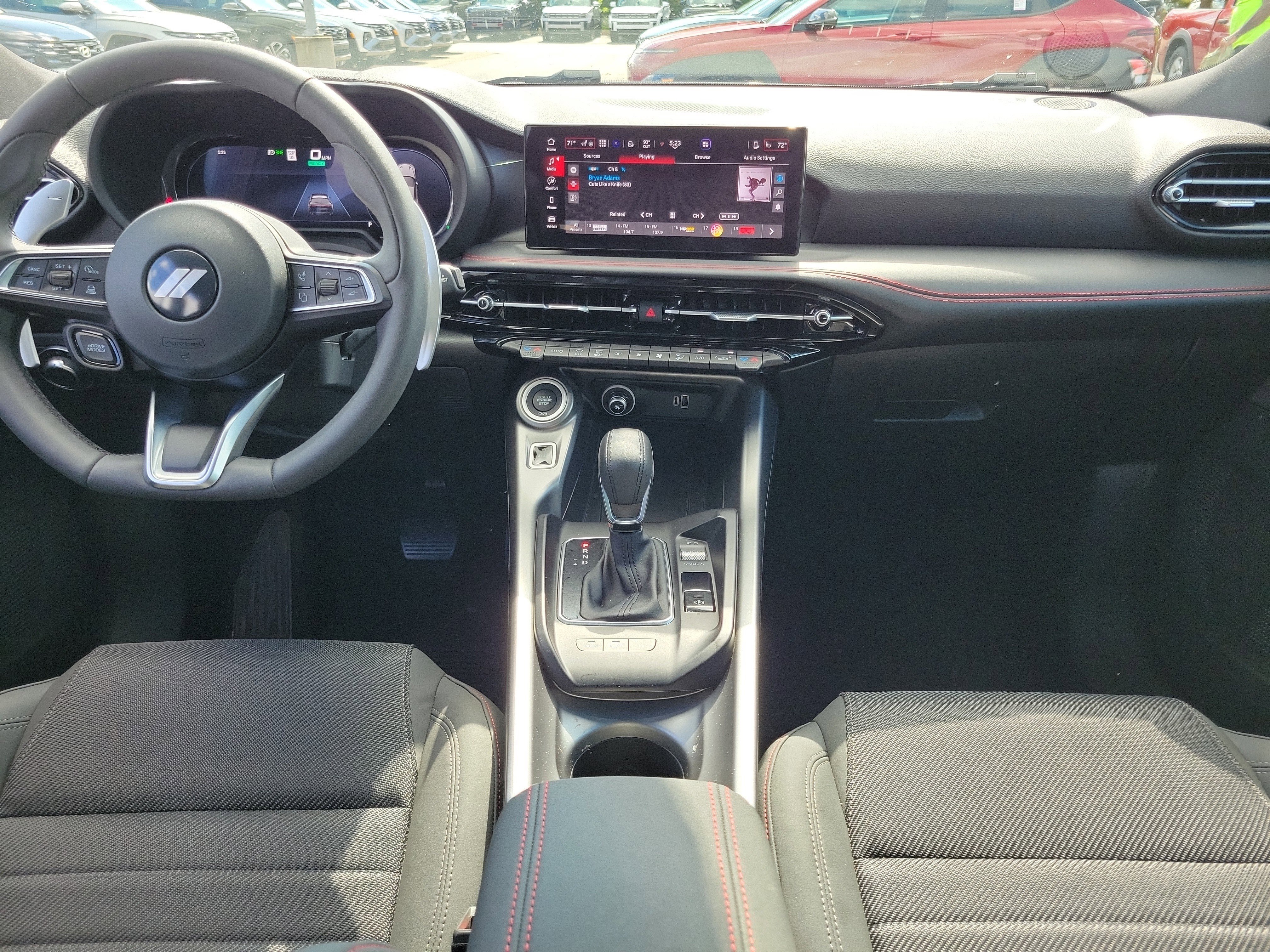 Used 2024 Dodge Hornet R/T image 9