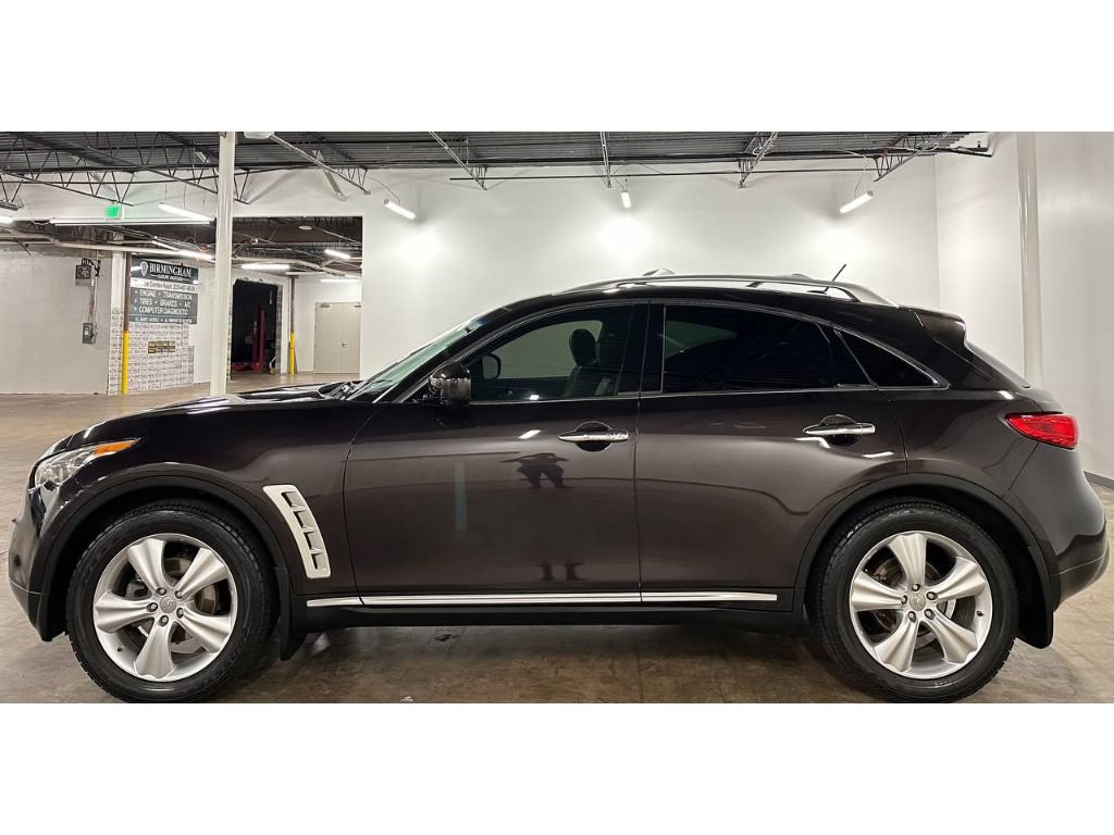 Used 2010 INFINITI FX35 2WD w/ Navigation Pkg image 9
