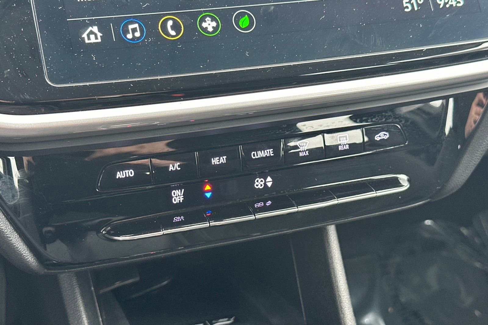 Used 2023 Chevrolet Bolt EUV LT FWD image 20
