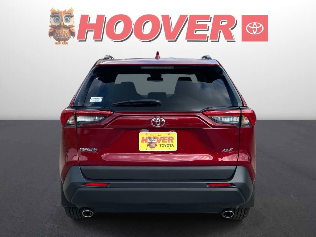 Used 2025 Toyota RAV4 XLE w/ Convenience Package FWD image 3